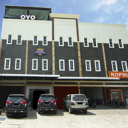 Oyo 2310 Residence 68 Pematangsiantar Extérieur photo