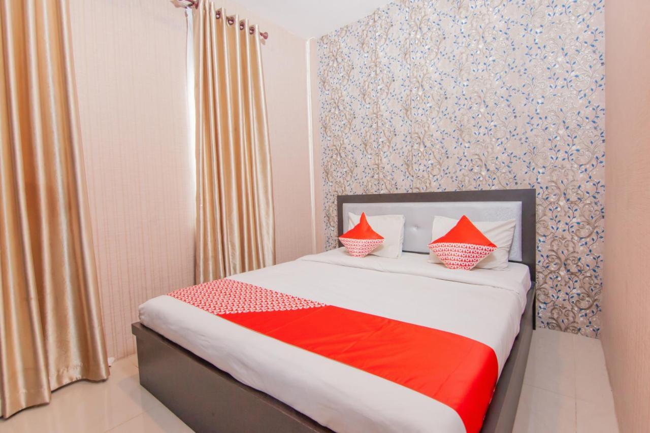 Oyo 2310 Residence 68 Pematangsiantar Extérieur photo