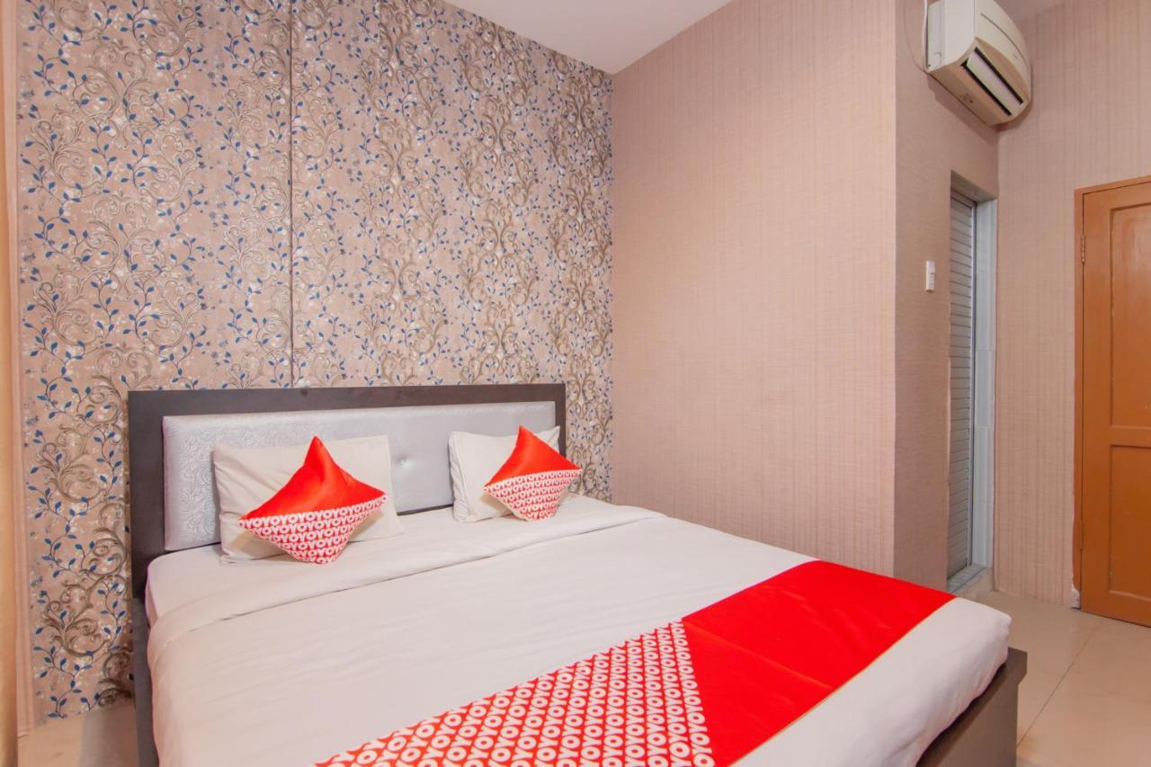 Oyo 2310 Residence 68 Pematangsiantar Extérieur photo